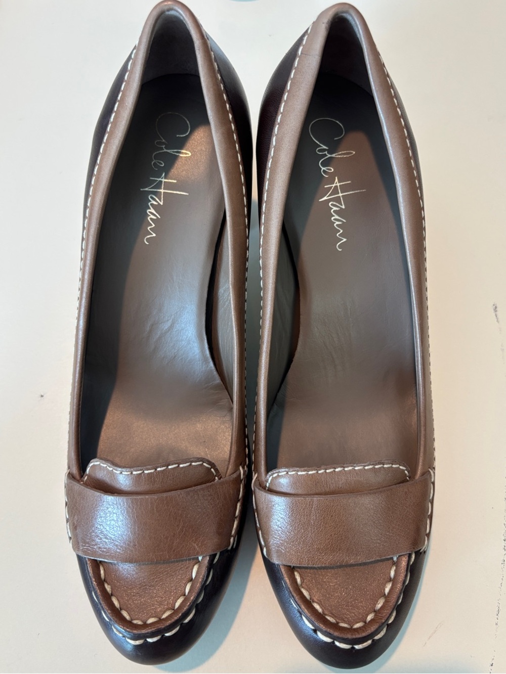Cole Haan Dark Taupe Brown Leather Loafer Heels Contrast Stitch size 7.5